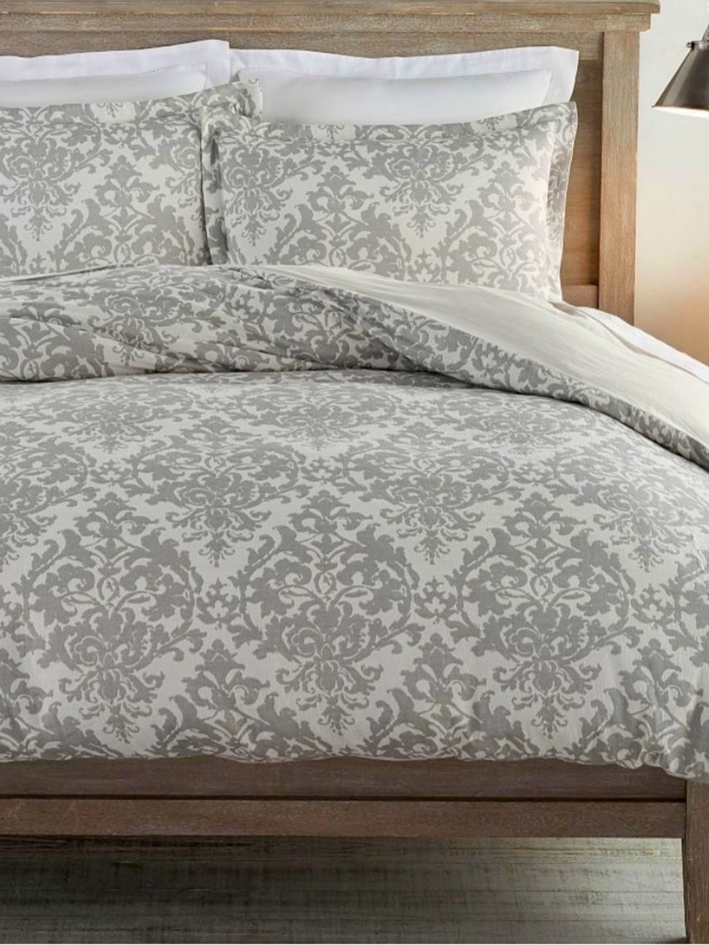 Pottery Barn Jacquard Linen Medallion Duvet and 2 Euro Shams